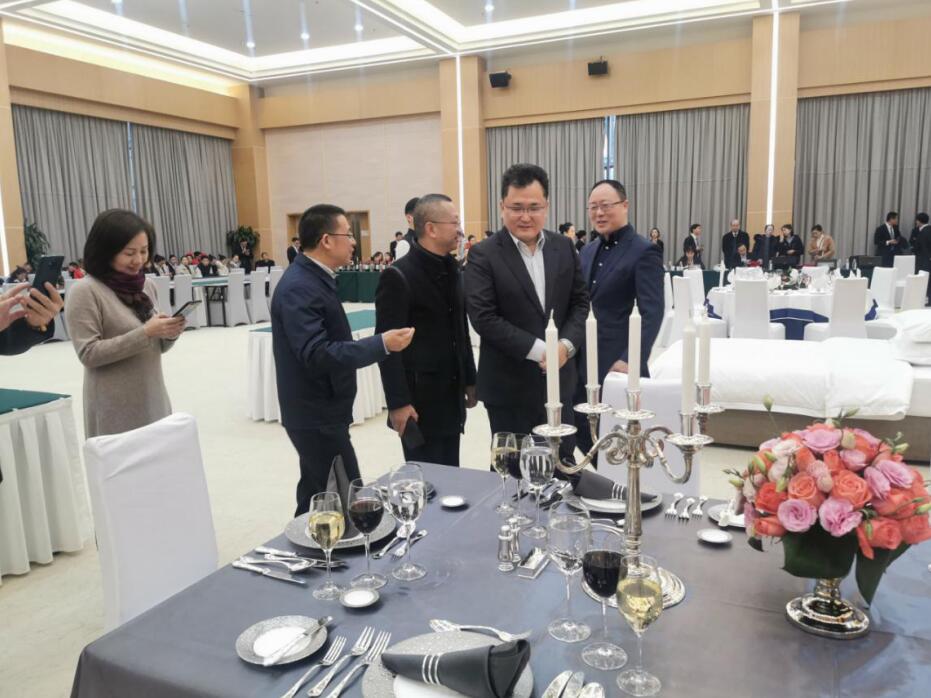 四川皇家国际锦江旅馆有限公司举行首届旅游饭馆服务手艺大赛