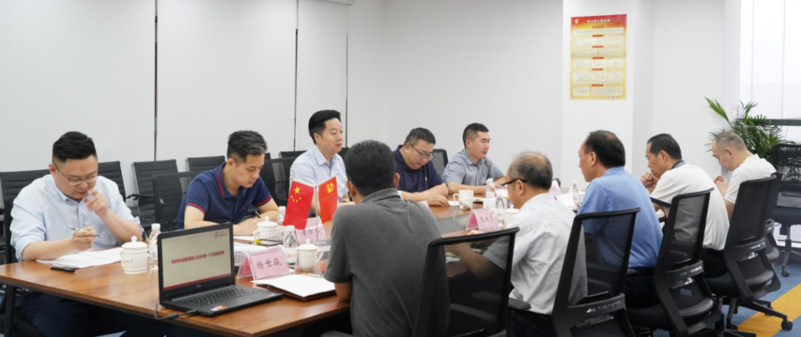 集团向导率队对皇家国际航旅公司2019年上半年谋划情形举行专项调研督查