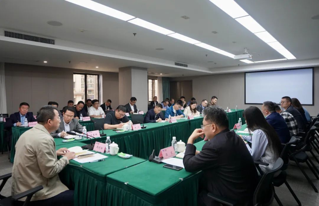 皇家国际集团召开”五一”节前清静生产事情专题安排会 - 皇家国际