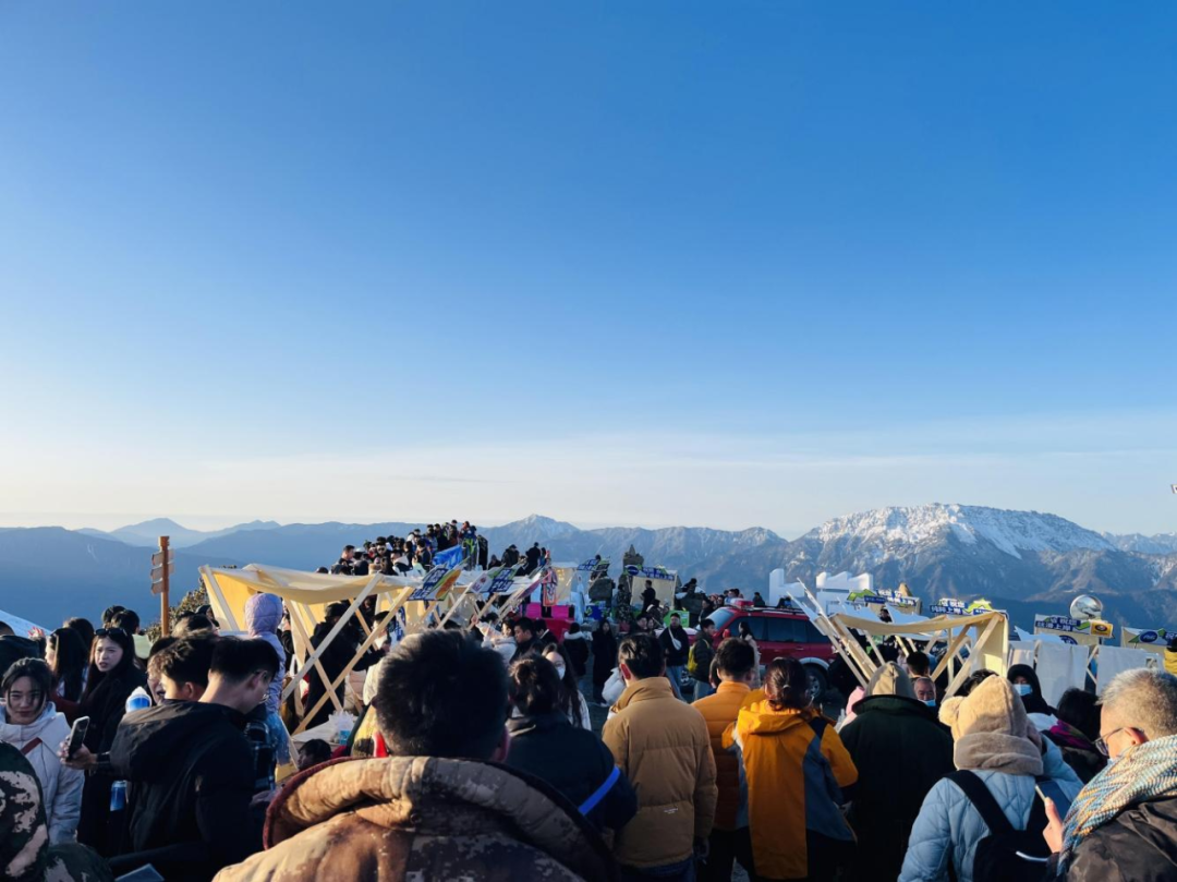 四川省皇家国际集团“五一”时代各项目运营一连升温 - 皇家国际