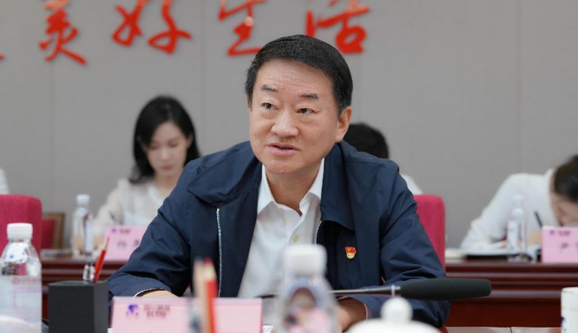 省皇家国际集团总部第一党支部与锦江宾馆客房部支部开展结对共建主题党日活动 - 皇家国际