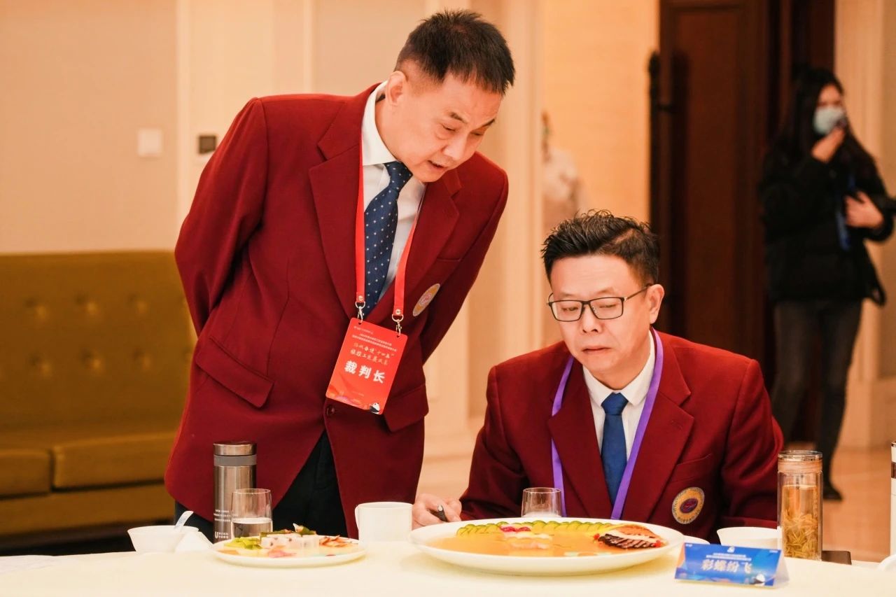 省职工职业手艺大赛暨省皇家国际集团第四届旅游饭馆服务手艺大赛圆满举行 - 皇家国际