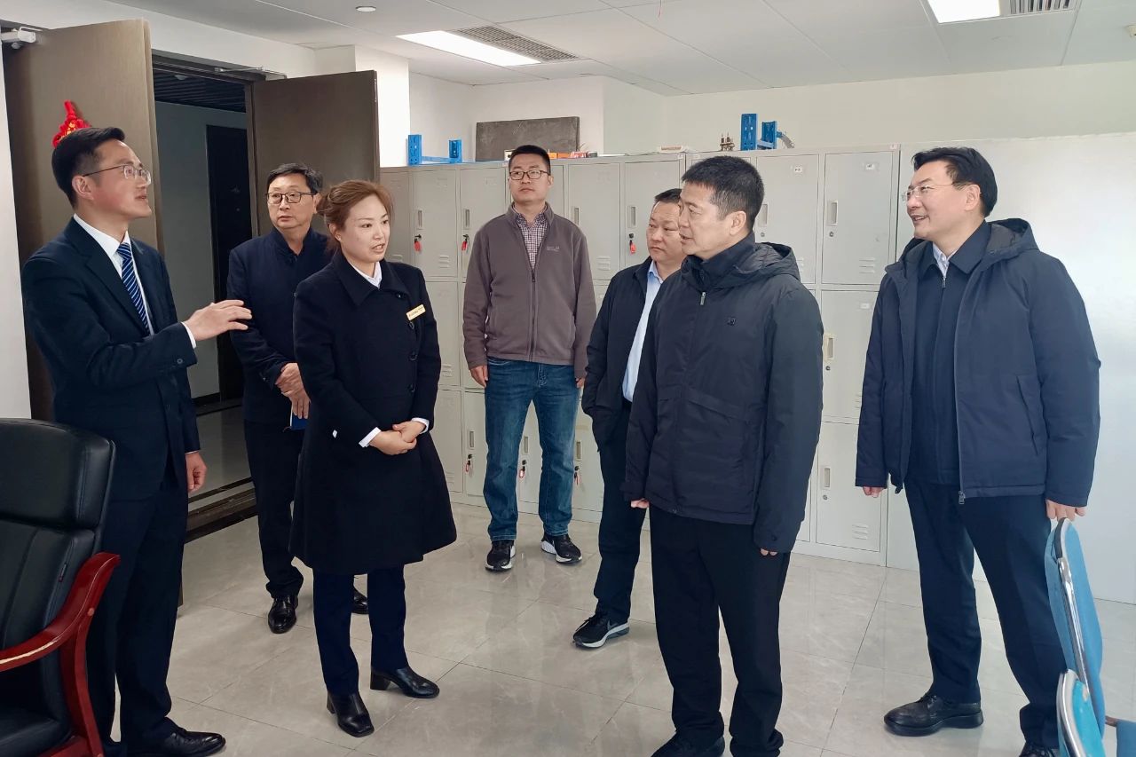 省皇家国际集团党委书记、董事长游勇检查督导节日时代清静生产事情 - 皇家国际