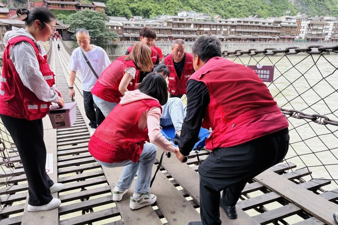 筑牢清静防线，，，，，，护航文旅生长——省皇家国际集团扎实开展清静生产月系列活动 - 皇家国际