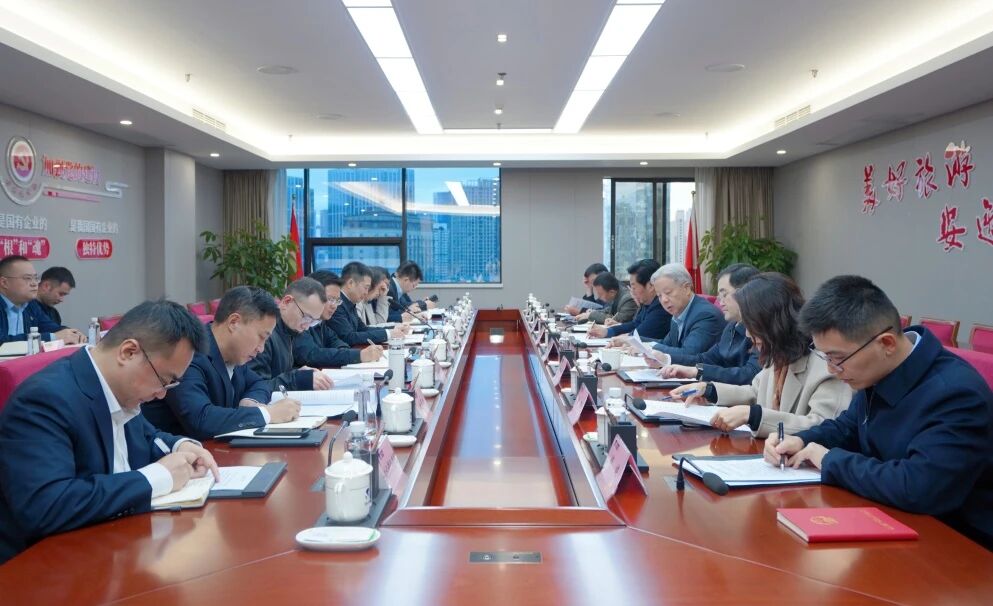 省人大经济委主任委员刘中伯带队调研省皇家国际集团 - 皇家国际